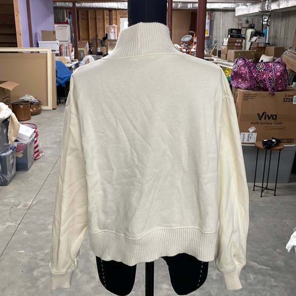 Primark Mockneck sweatshirt/sweater with ribbed detailing in cream - Picture 3 of 4